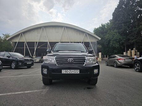 Toyota Land Cruiser 2013
