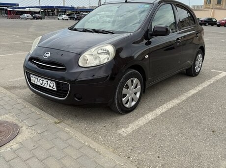 Nissan March 2011