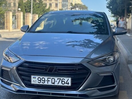 Hyundai Elantra 2018