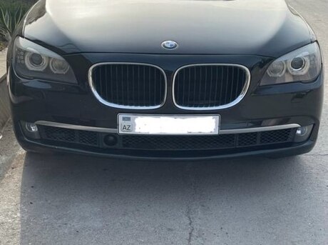 BMW 740 2008