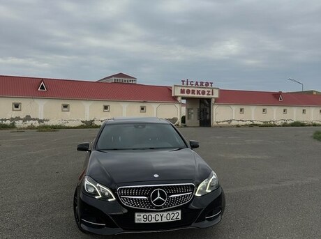 Mercedes E 220