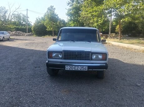 LADA (VAZ) 2107 2000