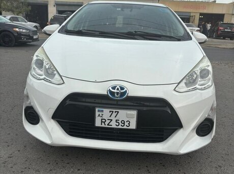 Toyota Aqua 2016