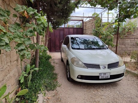 Nissan Tiida 2007