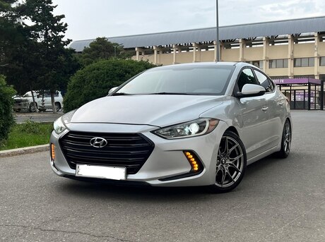 Hyundai Elantra 2017