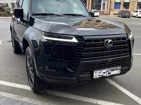 Lexus  2025