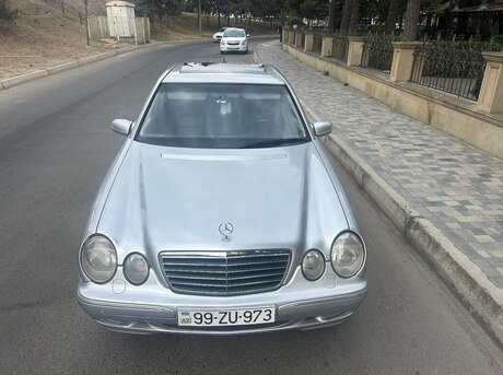 Mercedes E 240 1999