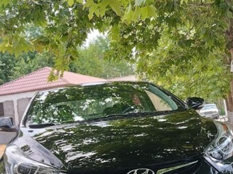 Hyundai Avante 2015
