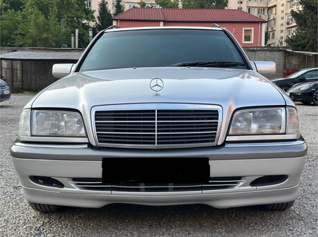 Mercedes C 220 2001