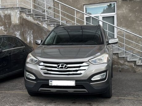 Hyundai Santa Fe 2013