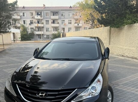 Hyundai Sonata 2010