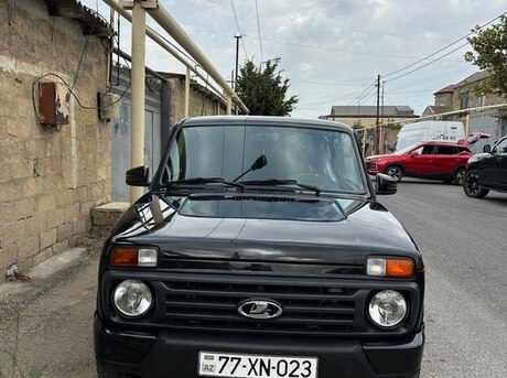 LADA (VAZ) Niva 2016