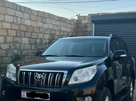 Toyota Land Cruiser Prado 2013