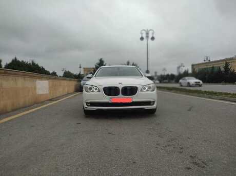 BMW 730 2012