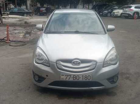 Hyundai Verna 2010