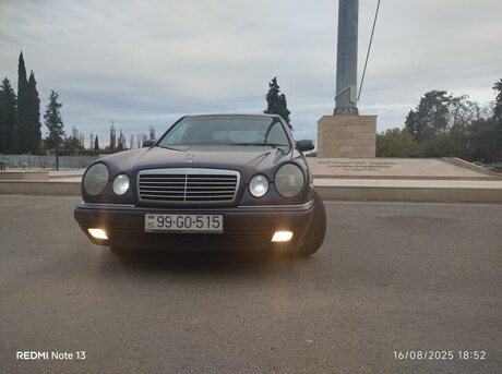 Mercedes E 220 1999