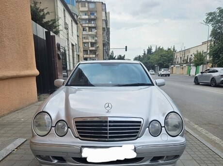 Mercedes E 200 2001