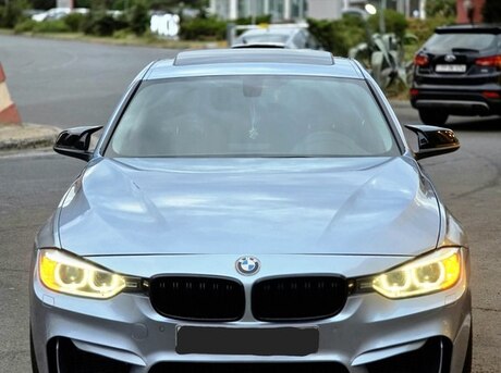 BMW 320 2013