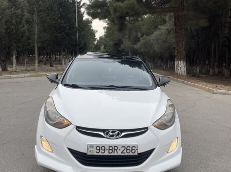 Hyundai Elantra 2011