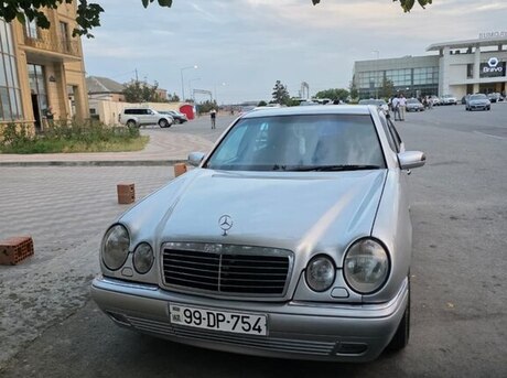 Mercedes E 240 1998