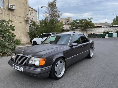 Mercedes E 220 1994