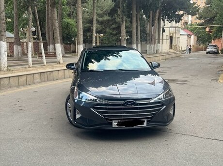 Hyundai Elantra 2020