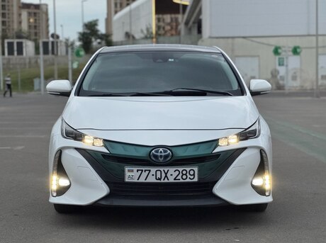 Toyota Prius Prime 2017