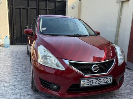 Nissan Tiida 2013