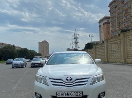 Toyota Camry 2011