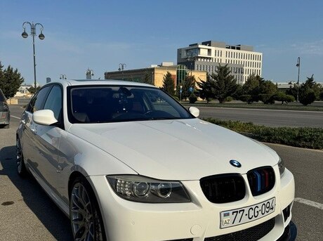 BMW 320 2011