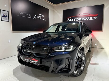 BMW iX3