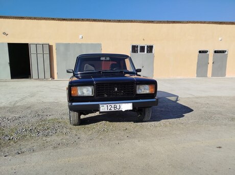 LADA (VAZ) 2107 2010