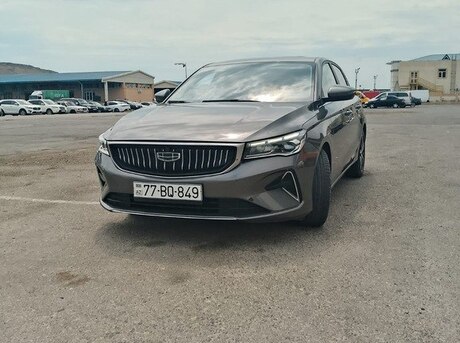 Geely Emgrand 2022