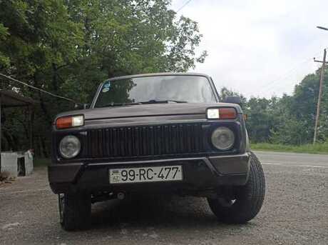 LADA (VAZ) 2121 Niva (4x4) 2017
