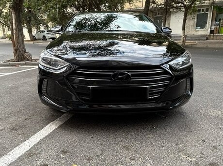 Hyundai Elantra 2016