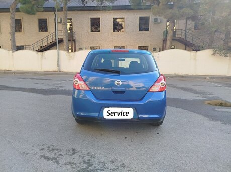 Nissan Tiida 2008