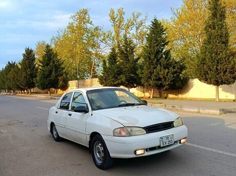 Kia Avella 1998