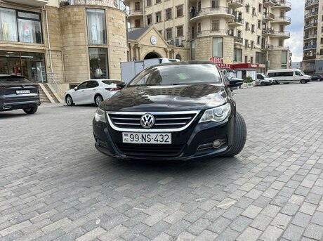 Volkswagen Passat CC 2011