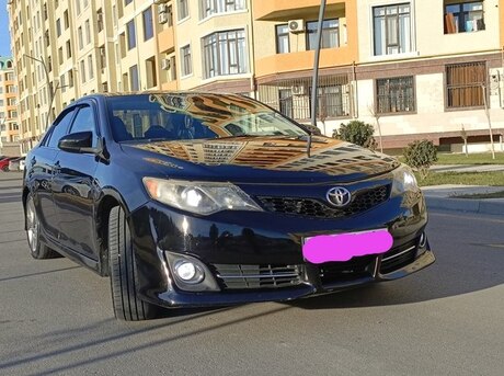 Toyota Camry 2012
