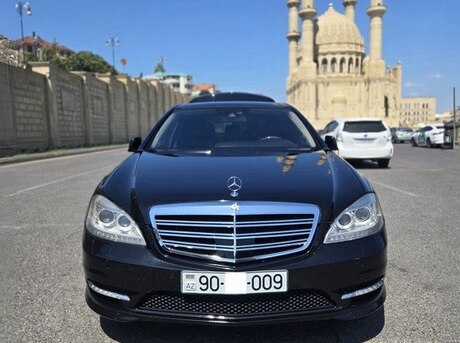Mercedes S 550 2010