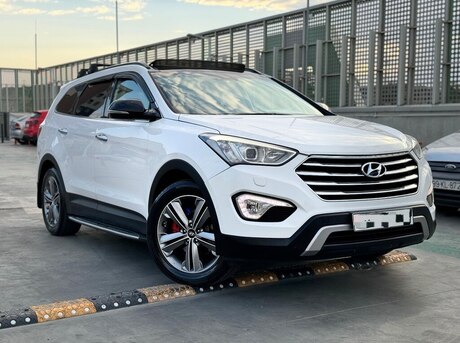 Hyundai Grand Santa Fe