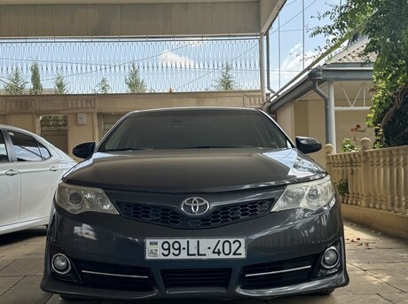 Toyota Camry 2012