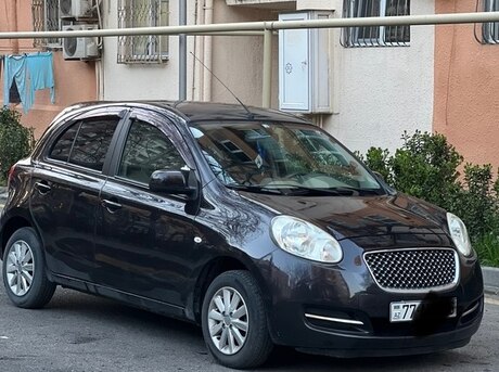 Nissan March 2012