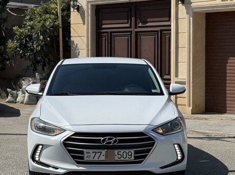 Hyundai Elantra 2016