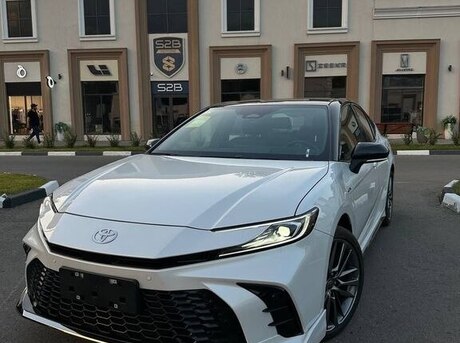 Toyota Camry 2024