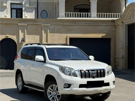 Toyota Land Cruiser Prado 2011