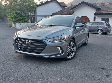 Hyundai Elantra 2016