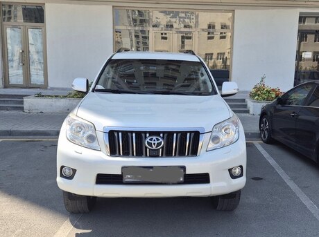 Toyota Land Cruiser Prado 2012