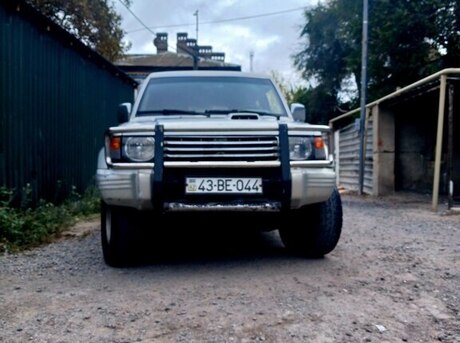 Mitsubishi Pajero 1994