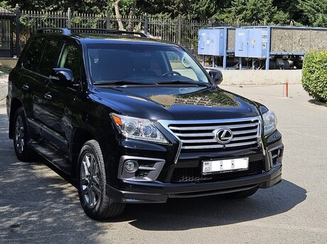 Lexus LX 570 2012